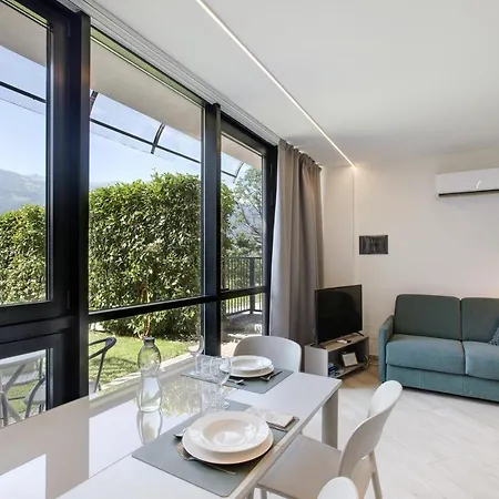 Апартаменты Maison Claire Аоста