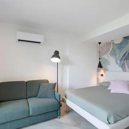 Maison Claire Apartamento *
